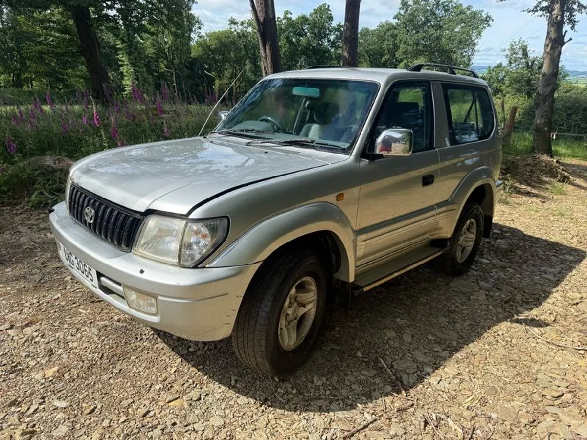 2000 Toyota Land Cruiser - Image 3