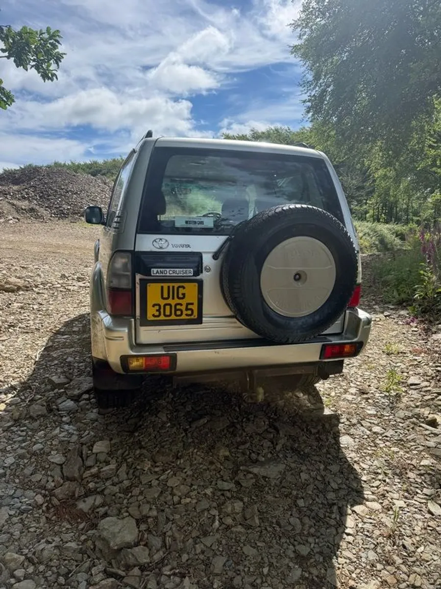 2000 Toyota Land Cruiser - Image 6