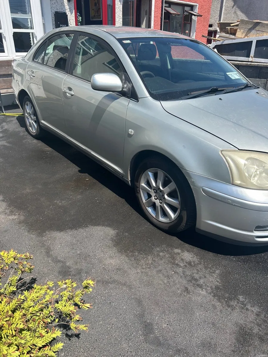 Toyota Avensis 2005 - Image 2