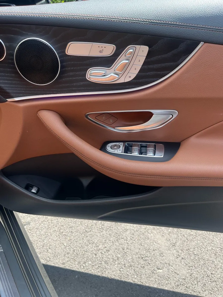 Mercedes - Image 4