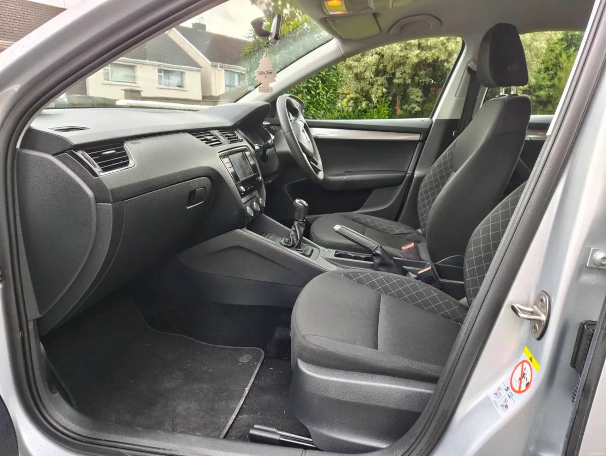 Skoda Octavia 2019 - Image 5