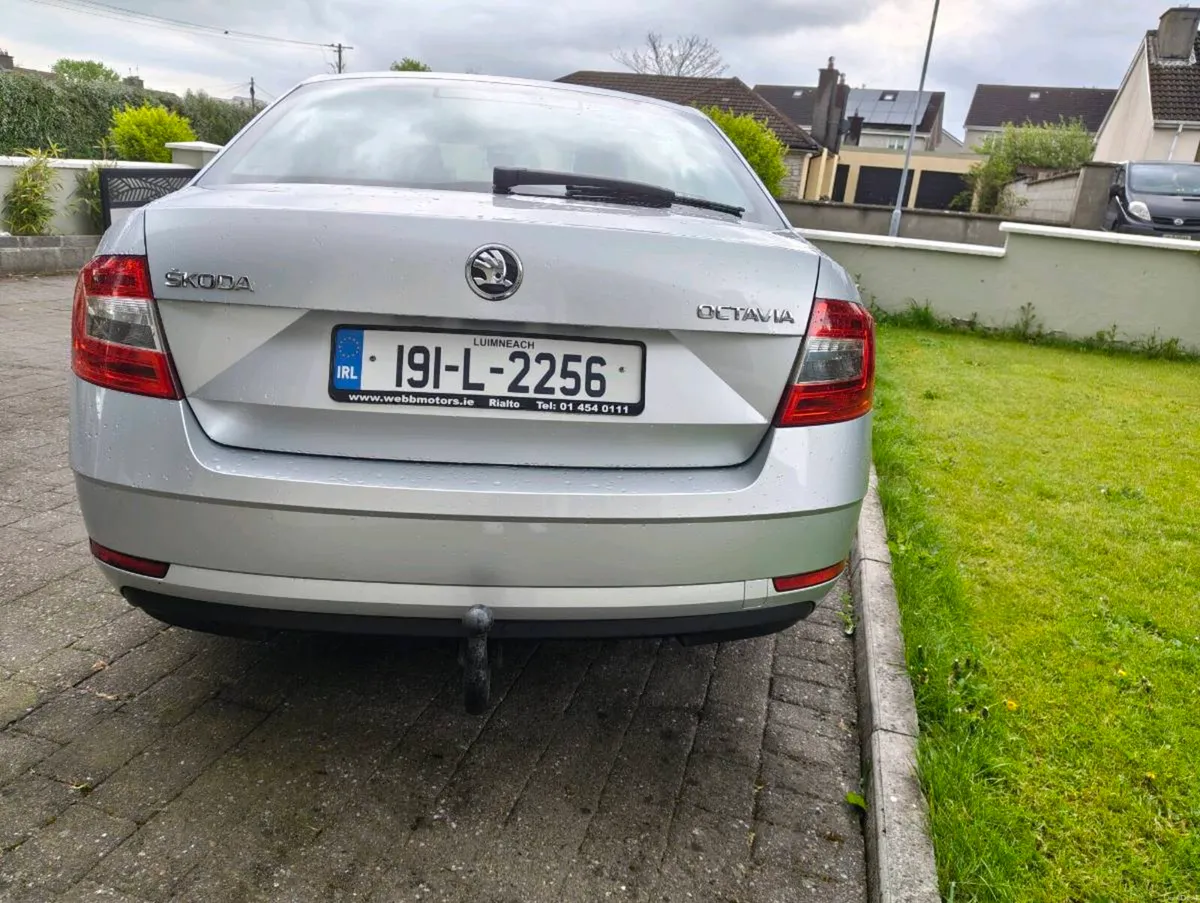 Skoda Octavia 2019 - Image 3