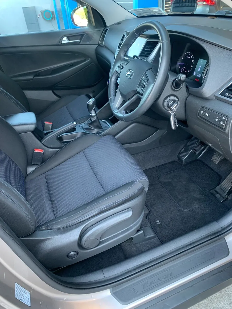 2018 Hyundai Tucson petrol, Nctd 4/27, tax 9/26 - Image 5