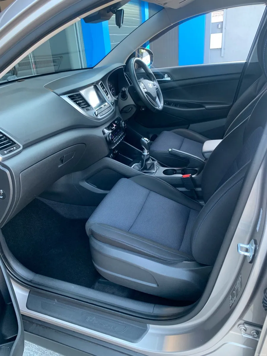 2018 Hyundai Tucson petrol, Nctd 4/27, tax 9/26 - Image 6