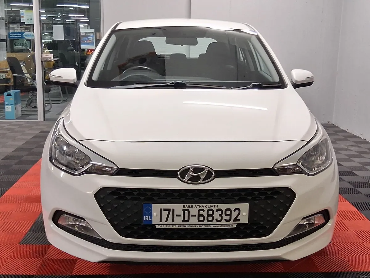 2017 Hyundai i20 Full Service History - Image 4