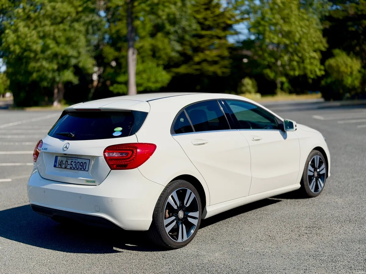 2014 MERCEDES A180 • AUTO • 35K KM - Image 3