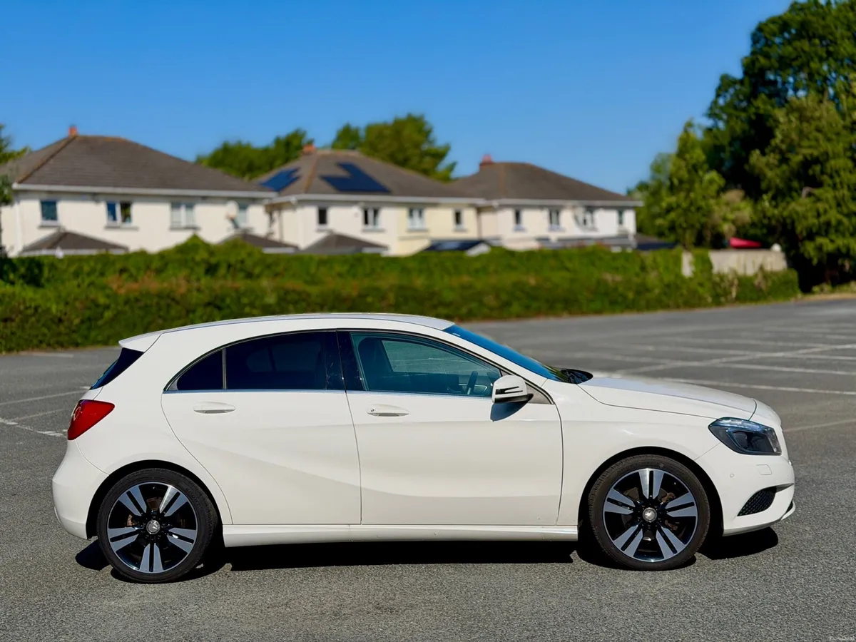 2014 MERCEDES A180 • AUTO • 35K KM - Image 5