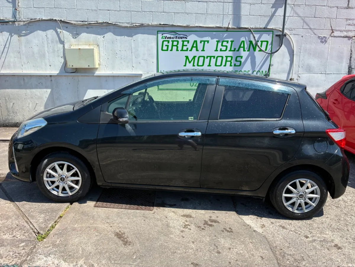 Toyota Vitz 1.0i PETROL AUTOMATIC - Image 6