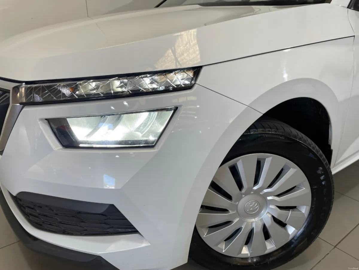 Skoda Kamiq ACTIVE 1.0 TSI 95BHP 5DR FULL SERVICE - Image 4