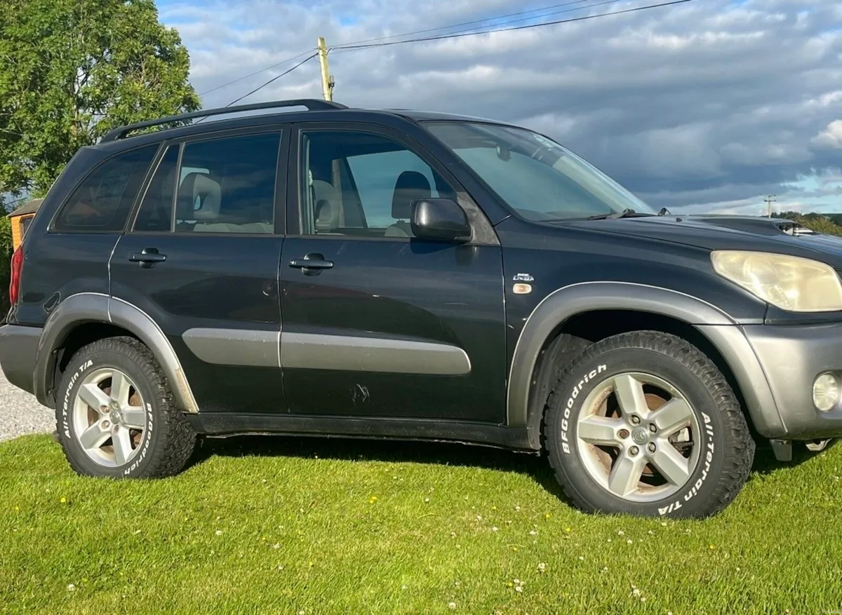 Toyota Rav 4 - Image 2