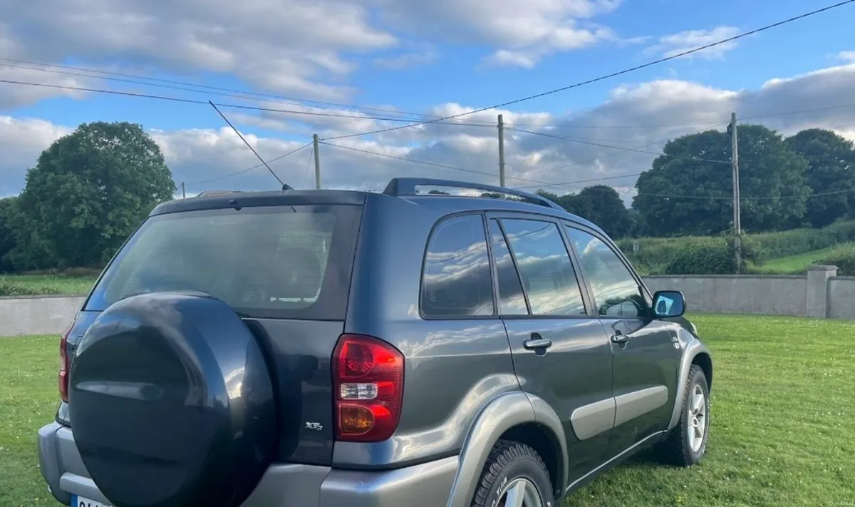 Toyota Rav 4 - Image 3