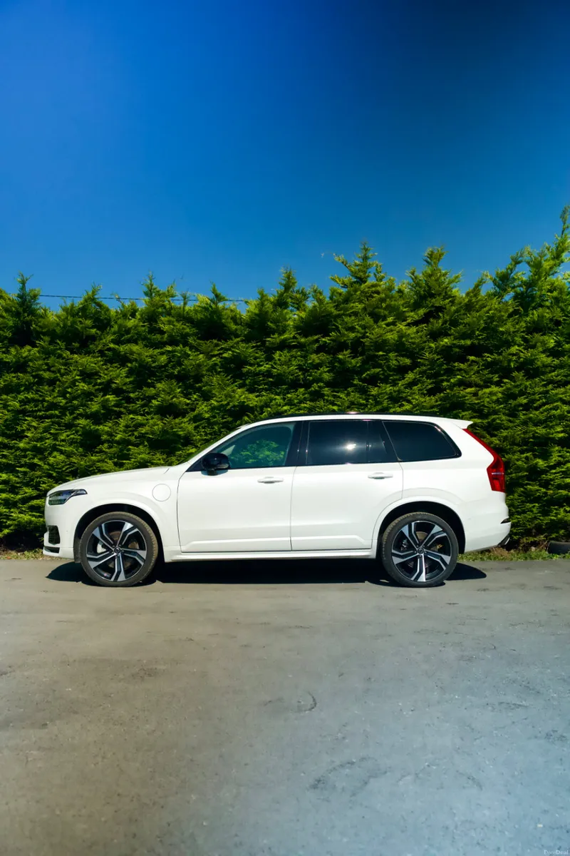 Volvo XC90 T8 Ultimate 2022- Seven Seater SUV - Image 5