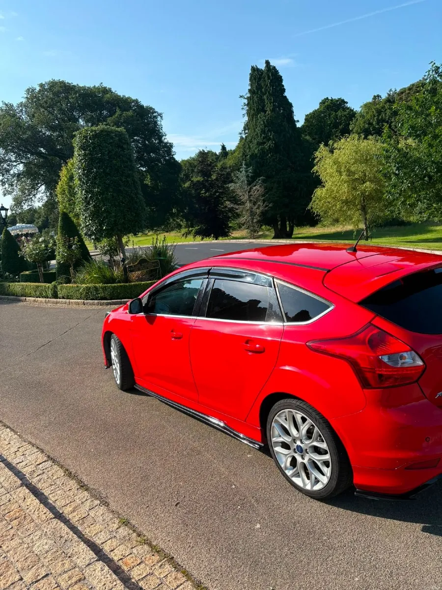 Ford Focus 2013 - Image 4