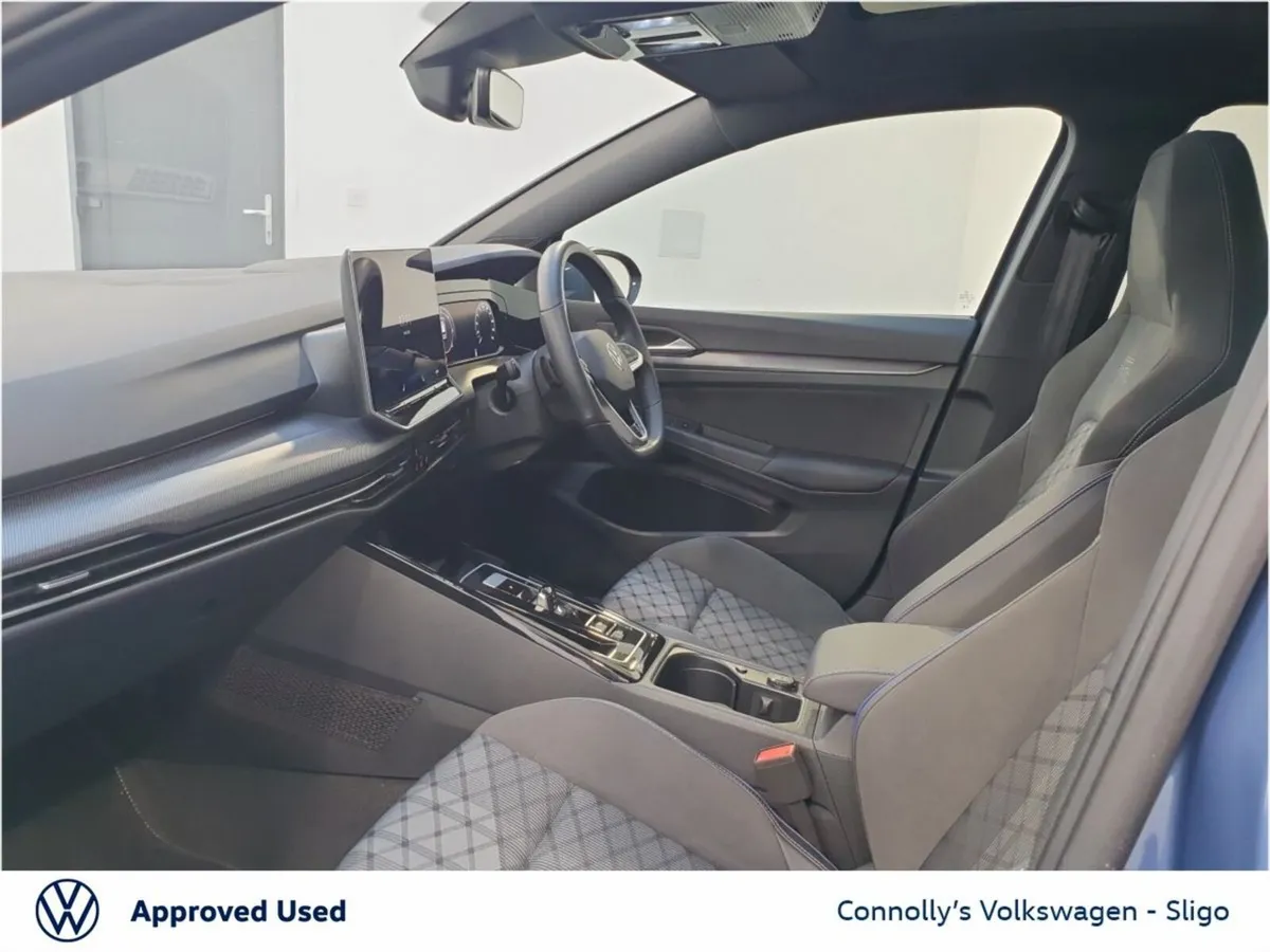 Volkswagen Golf RLINE 2.0 TDI 150HP AUTO - Image 4