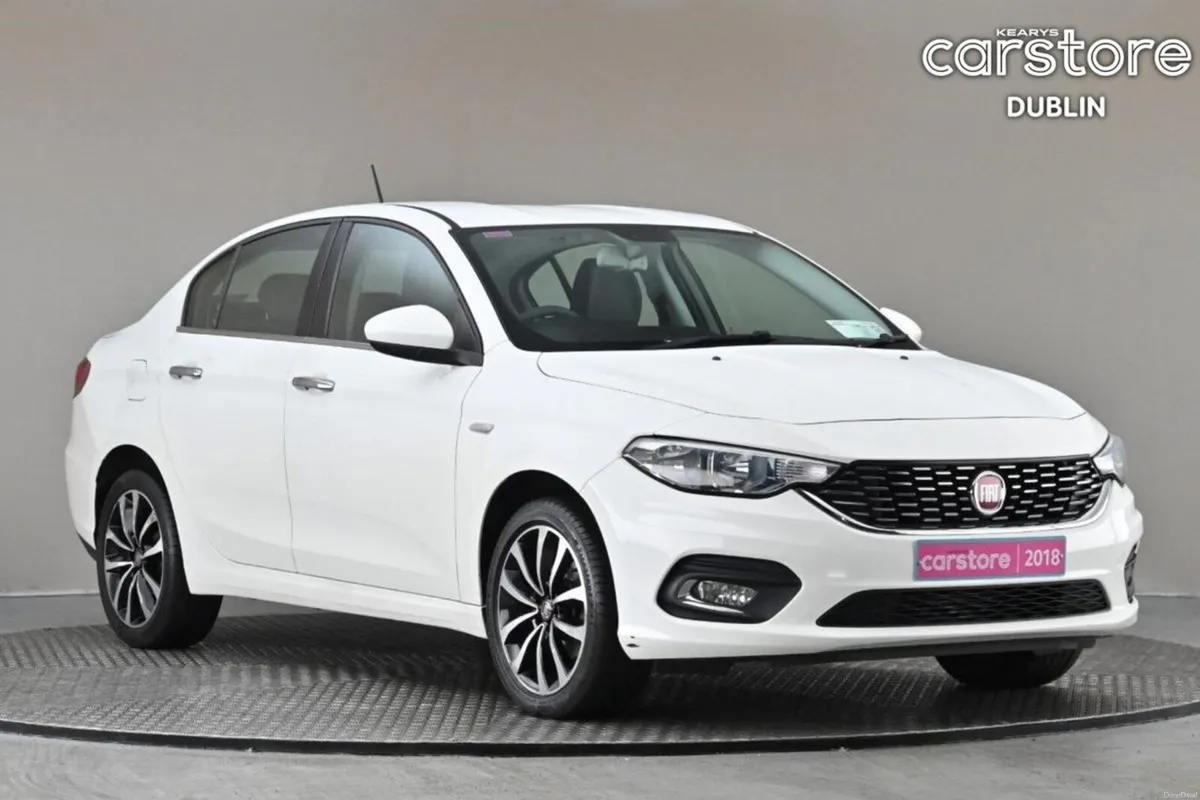 Fiat Tipo 1.3 95BHP 5SPD LOUNGE **SAT NAV**REVERSE - Image 1