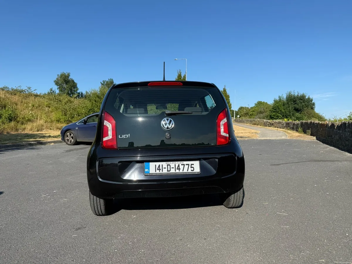 2014 Volkswagen Up - Image 5