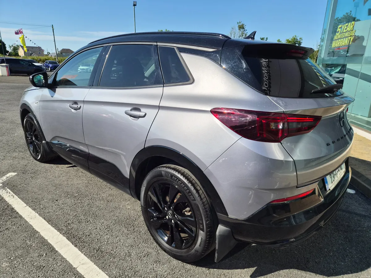 Opel Grandland X 2023 1.2L Petrol Manual - Image 5