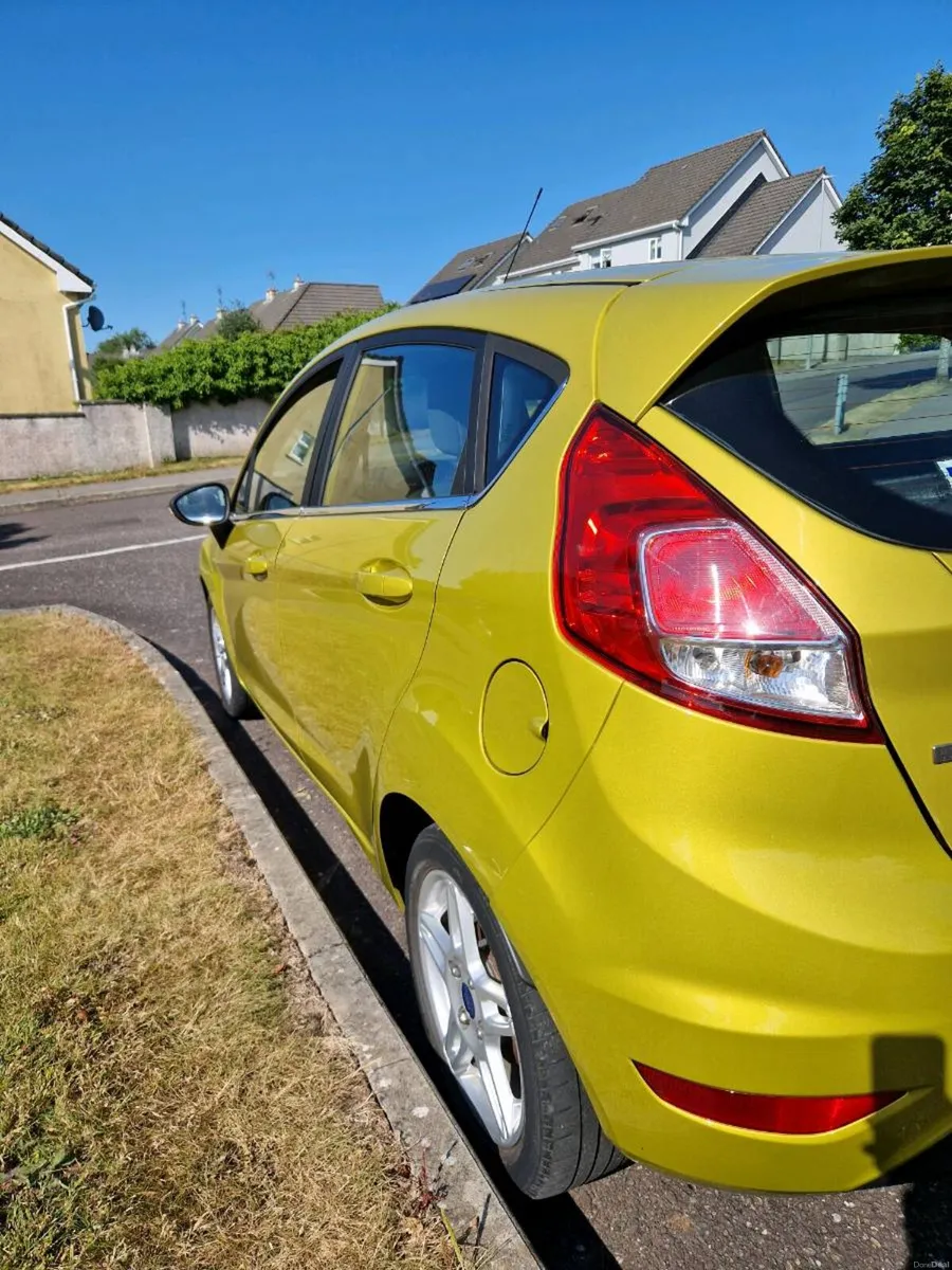 Ford Fiesta Zetec 1.0l - Image 4