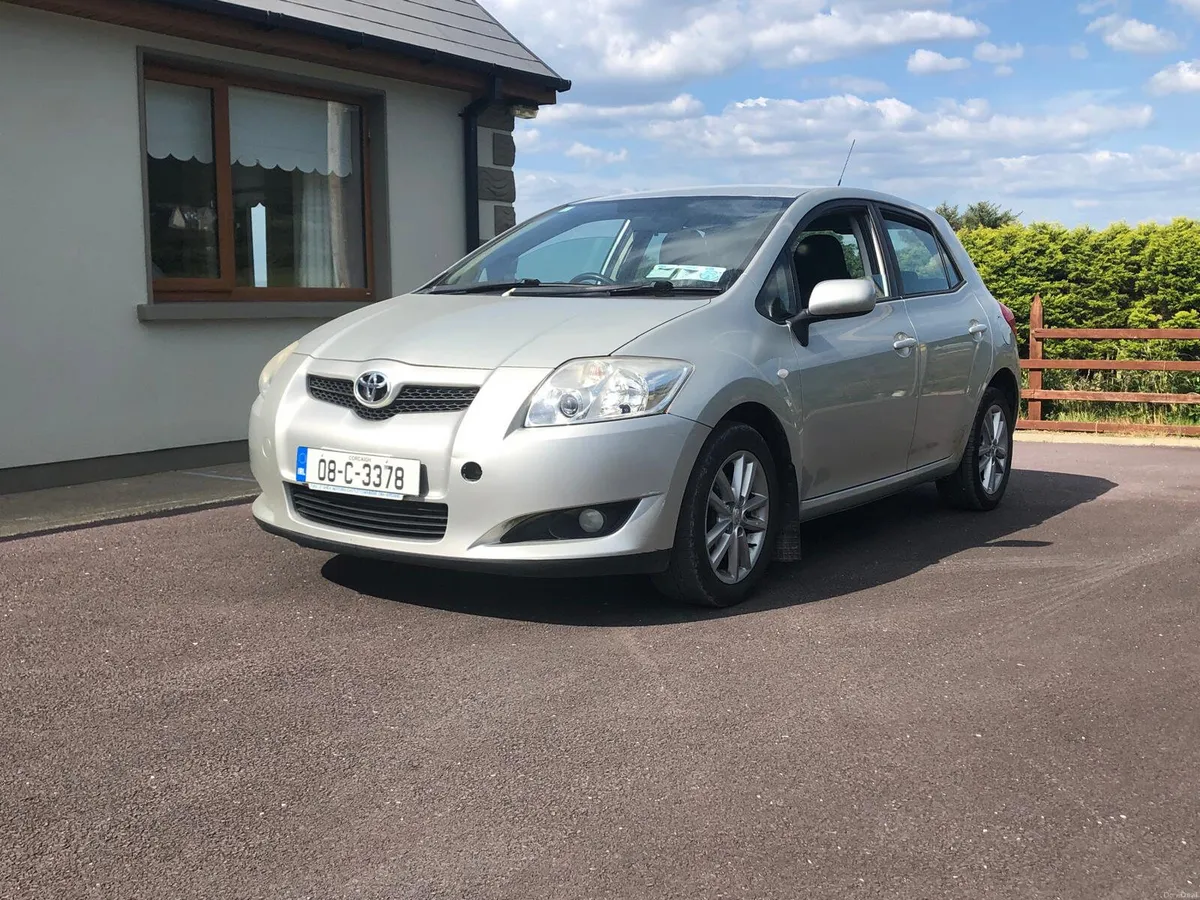 Toyota Auris 2008 1.4 petrol - Image 1