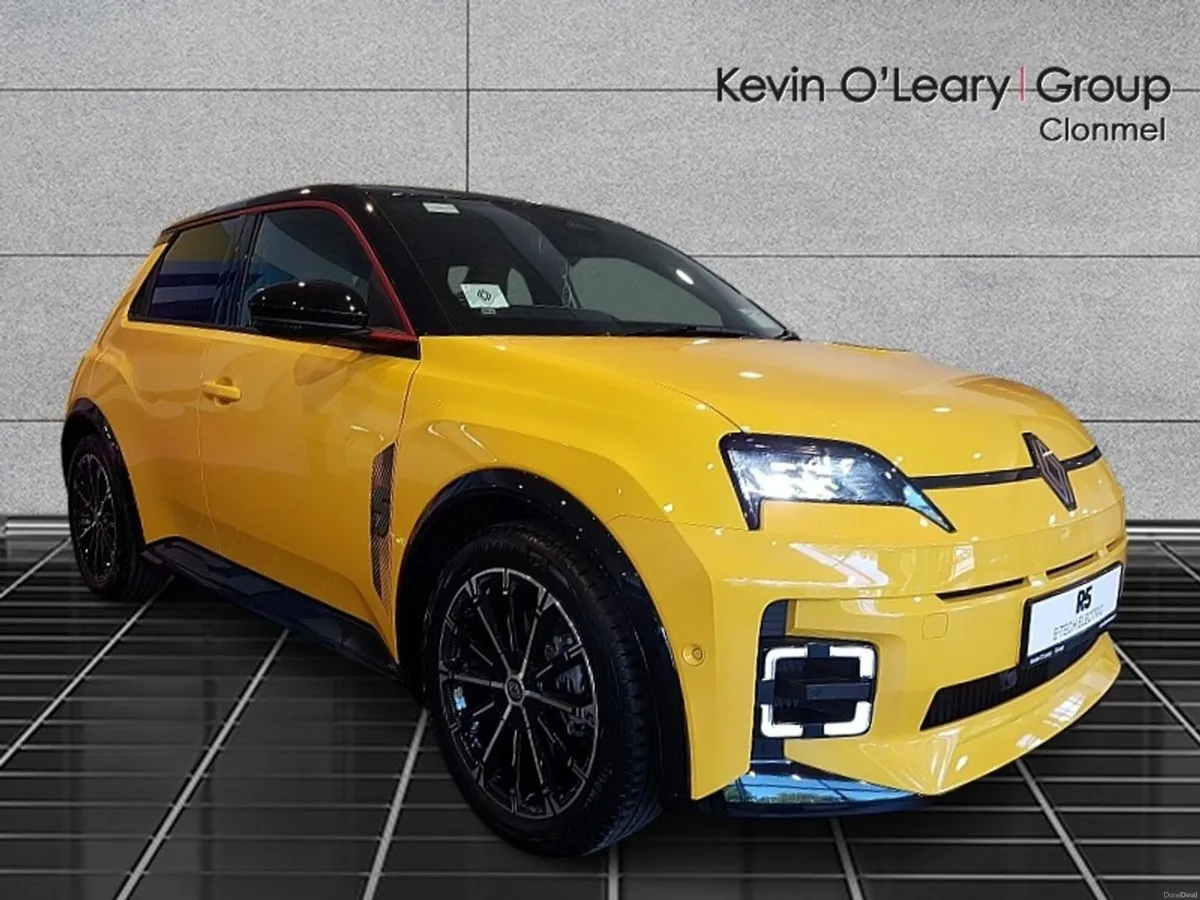 Renault 5 iconic 52kWh 150hp - Image 1