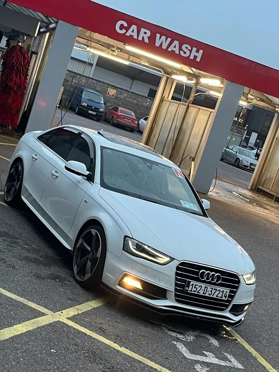 Audi A4 Sunroof Sline - Image 1