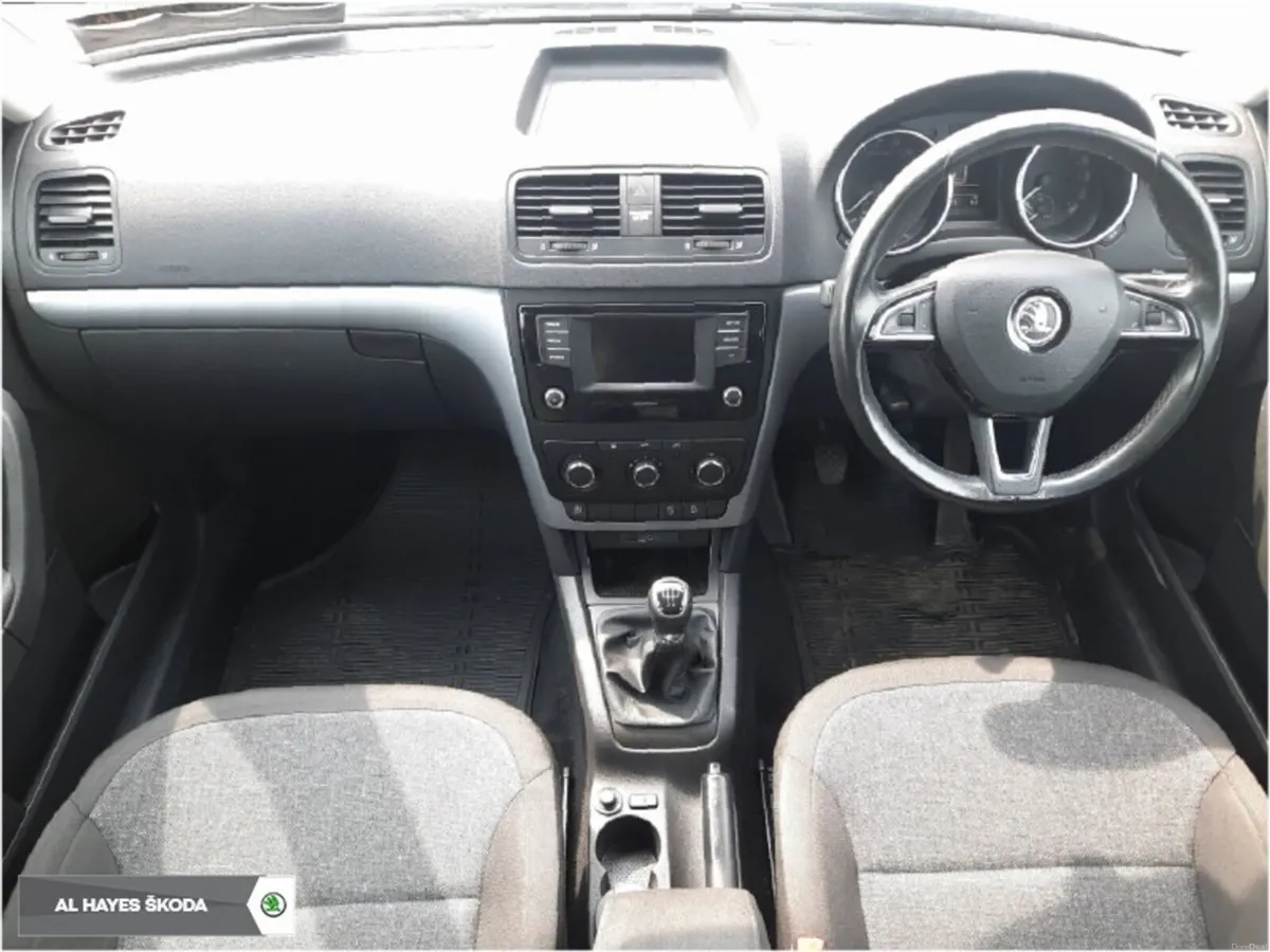 Skoda Yeti **VERY RARE YETI**2.0TDI 110BHP - Image 2