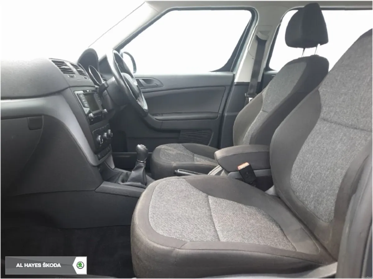Skoda Yeti **VERY RARE YETI**2.0TDI 110BHP - Image 4