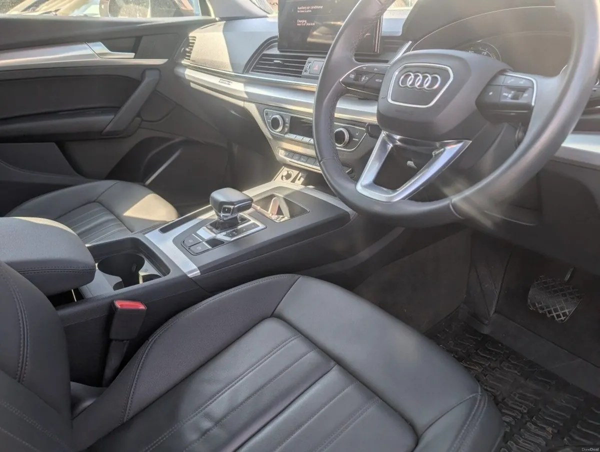 Audi Q5 50 TFSI e 299HP S tronic quattro SE - Image 4