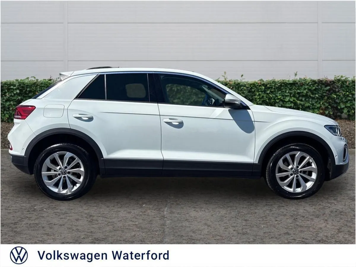 Volkswagen T-Roc EDITION 75 1.0TSI M6F 116HP - Image 4