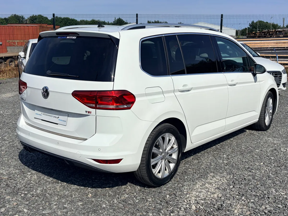 2018 VOLKSWAGEN TOURAN 1.4TSI 7 SEATS AUTOMATIC - Image 4