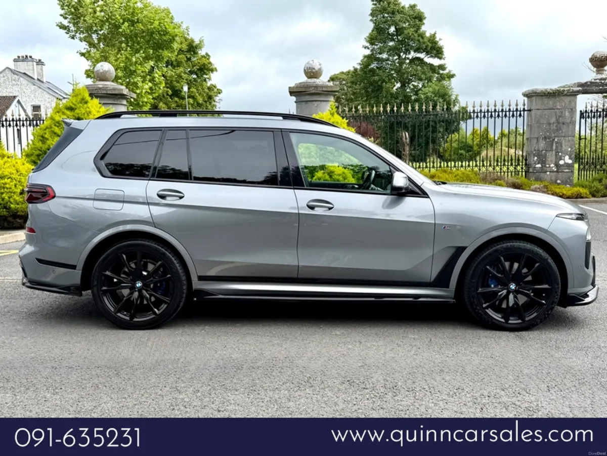 BMW X7 40d M-SPORT AUTO==HUGE SPEC== - Image 2