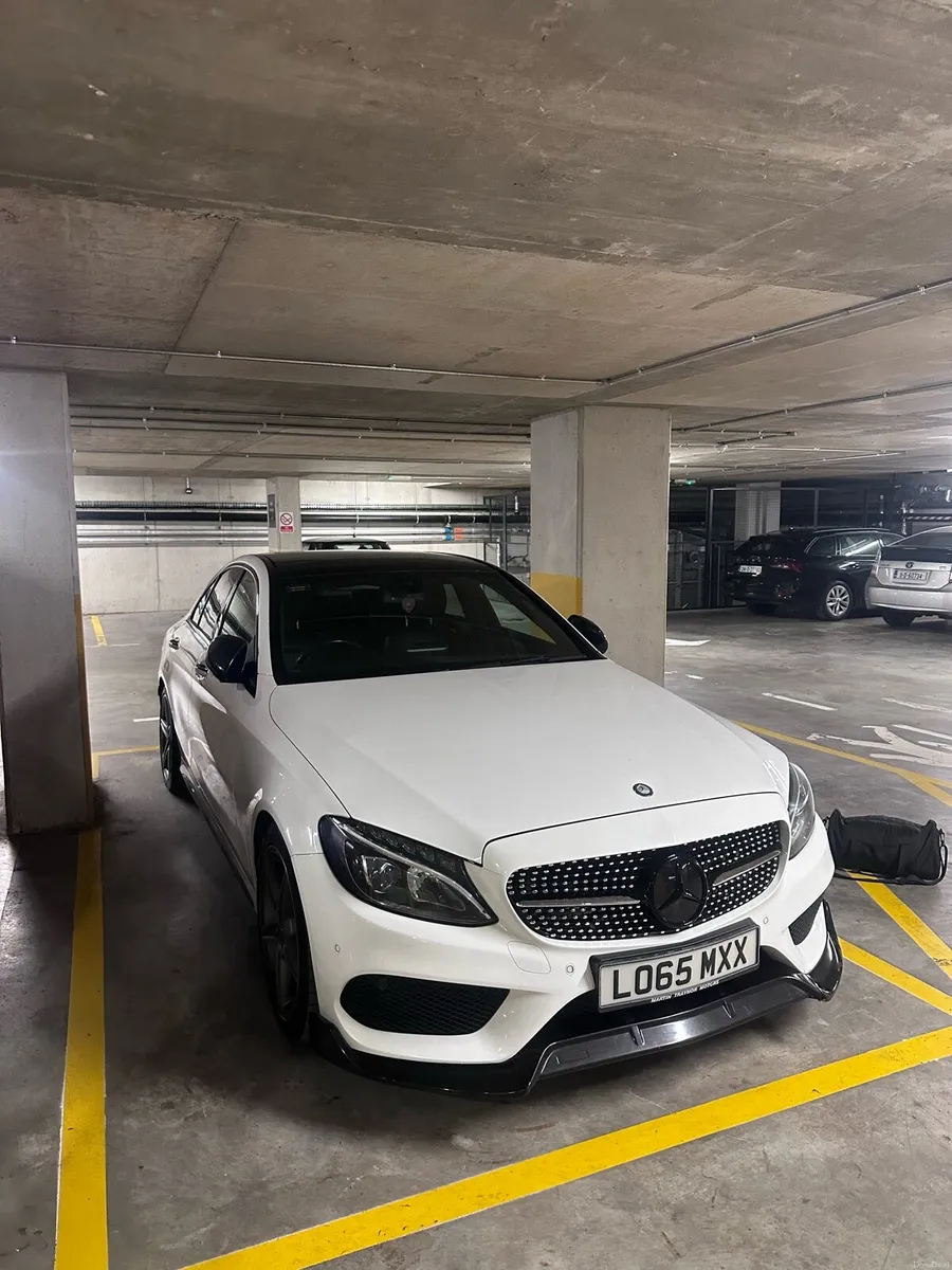 Car - Image 2