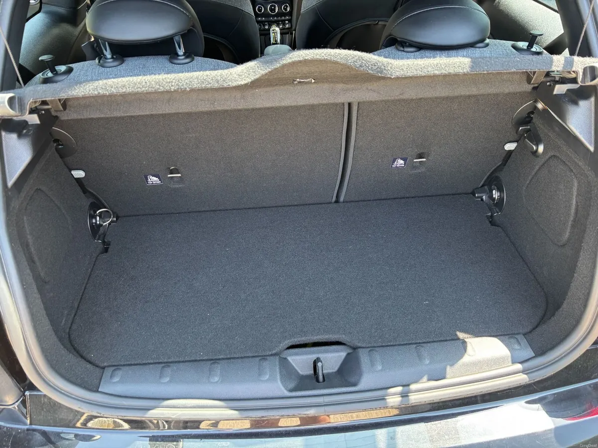 2021 MINI Cooper S Electric – Level 2 - Image 3