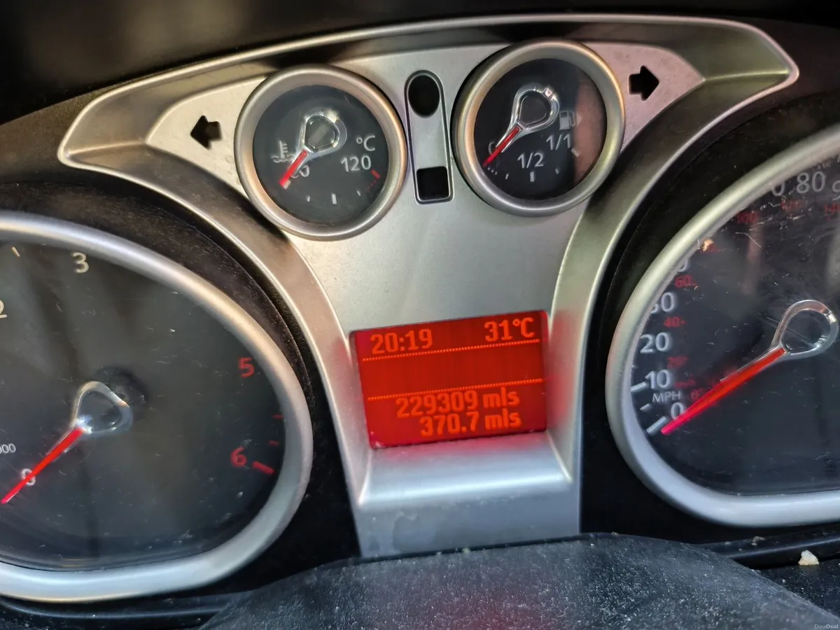 Ford Focus 2009 - Image 4