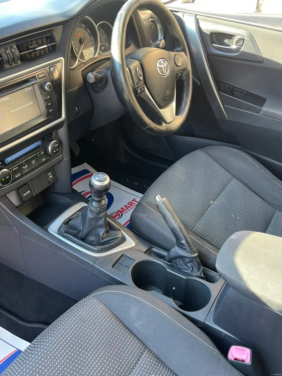 Toyota Auris - Image 6