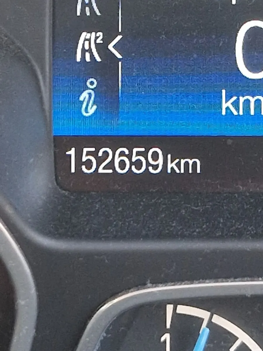 Ford Focus 2015 Zetec 1.6TDCI - Image 5