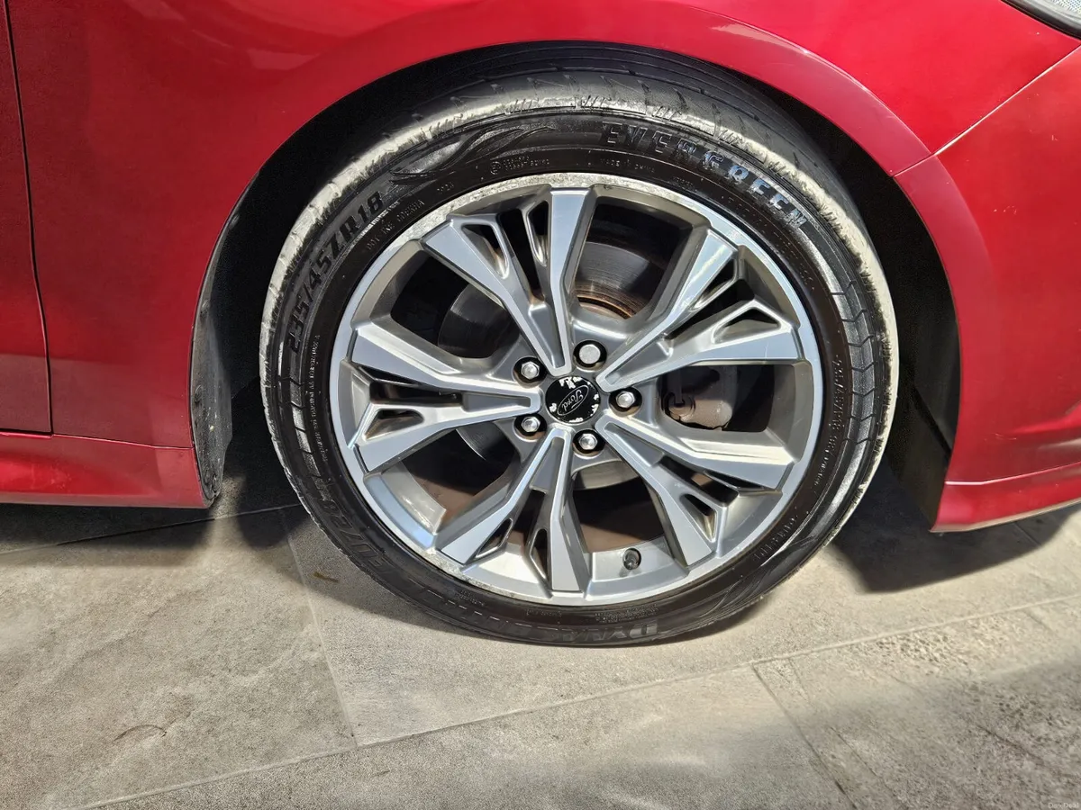 17 FORD MONDEO ST-LINE **LOW MILEAGE** - Image 4