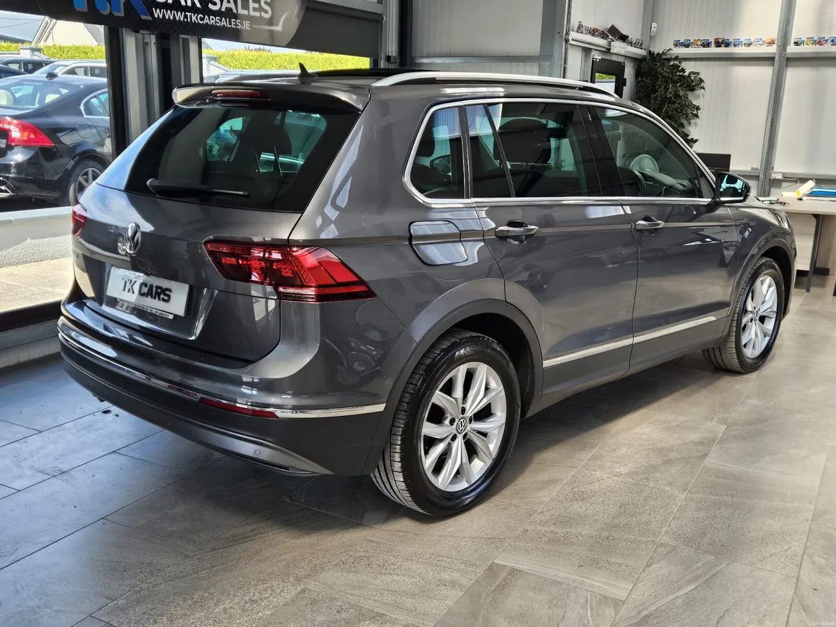 19 VOLKSWAGEN TIGUAN HIGHLINE AUTO PAN ROOF - Image 4