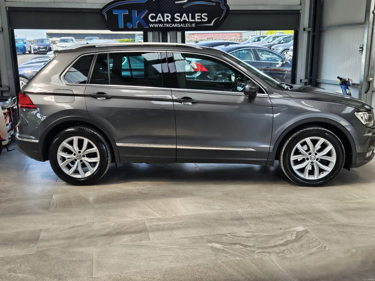 19 VOLKSWAGEN TIGUAN HIGHLINE AUTO PAN ROOF - Image 3