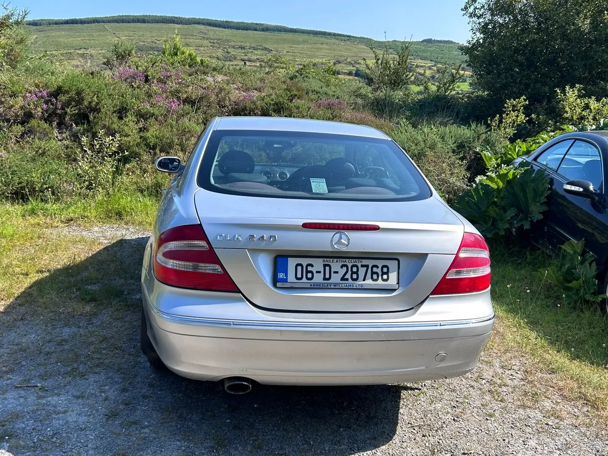 Mercedes-Benz CLK 240 V6 Elegance 2006 - Image 4