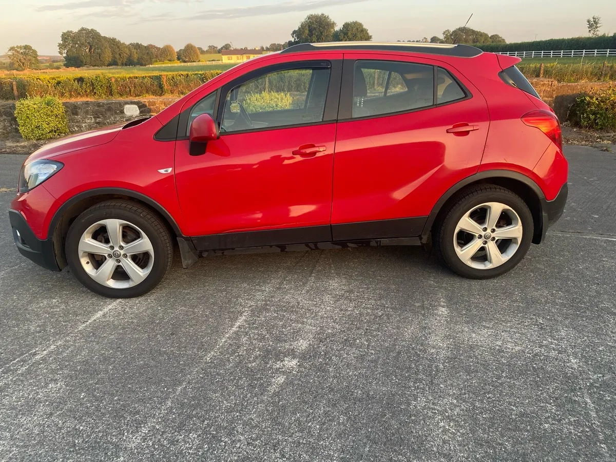 Car - Image 3