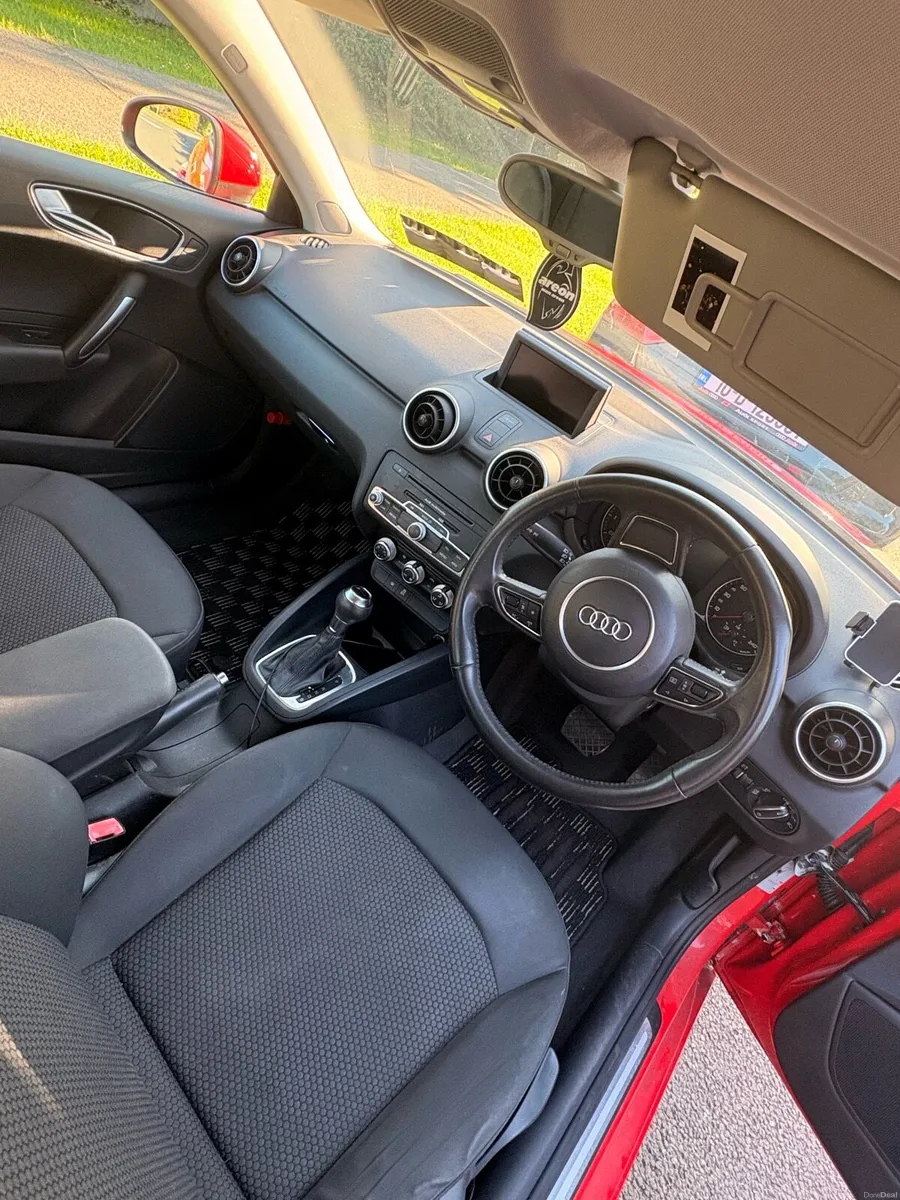 Audi A1 TFSI 1.4L Automatic - Image 5