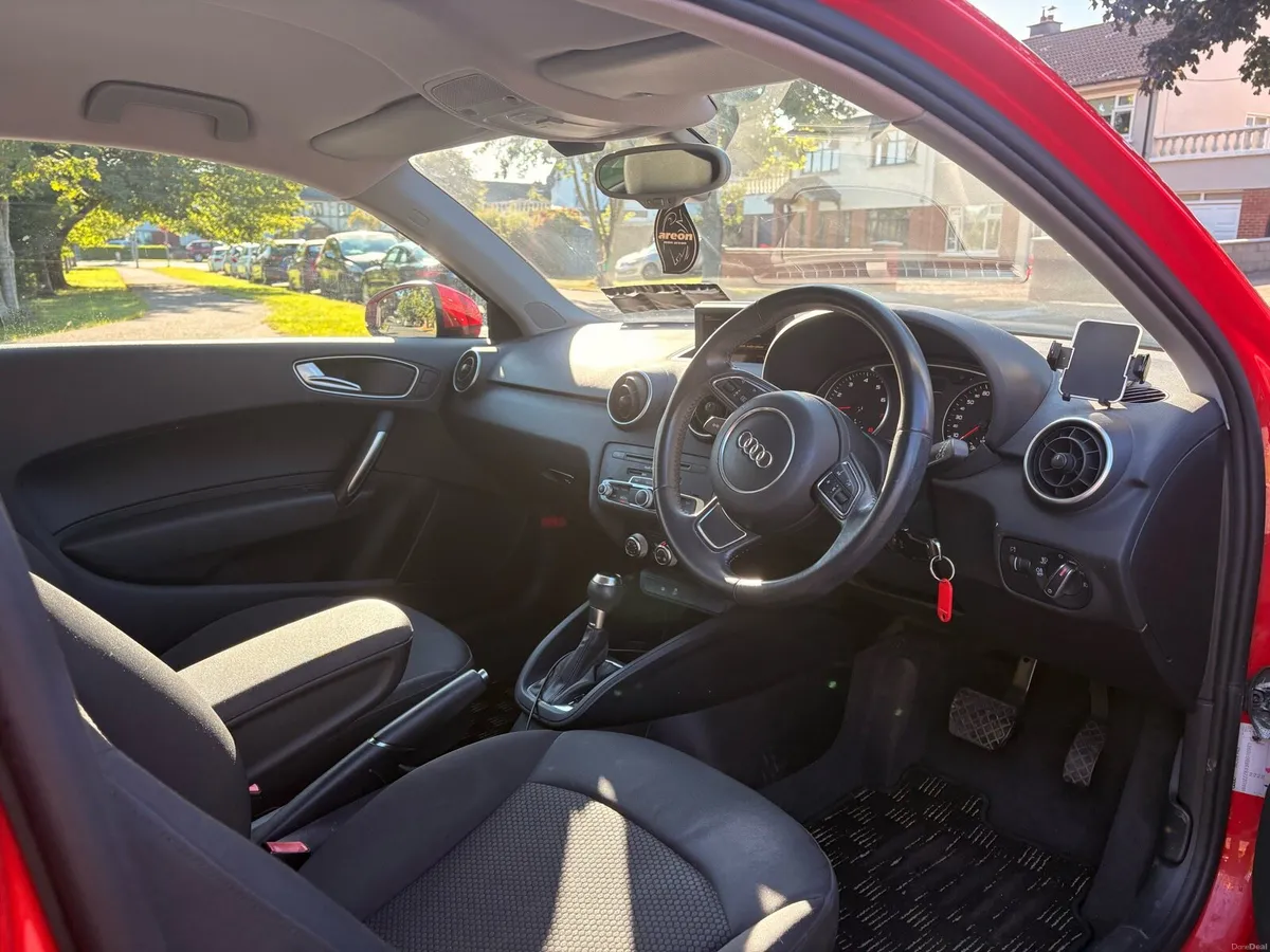 Audi A1 TFSI 1.4L Automatic - Image 6