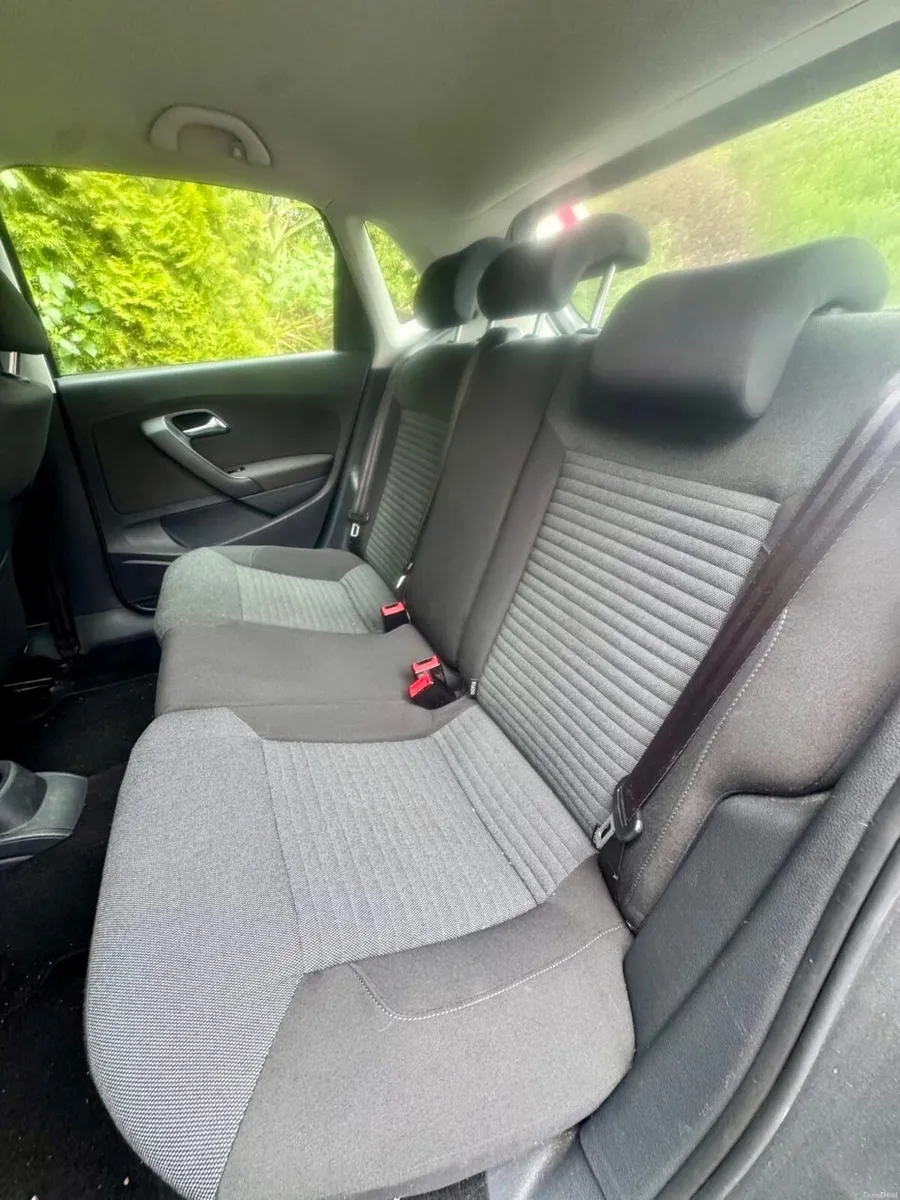 Volkswagen Polo 2011 - Image 5