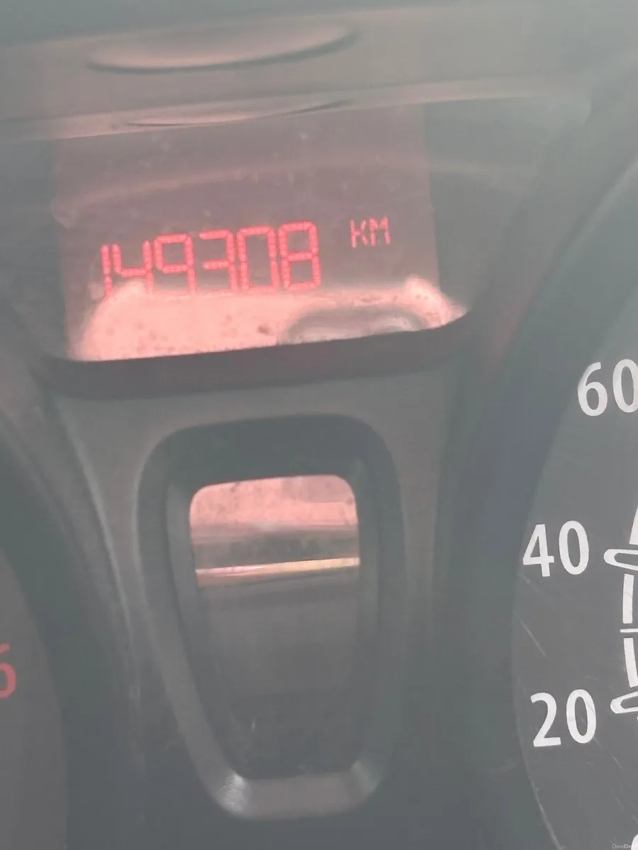 Ford Fiesta 2011 - Image 1