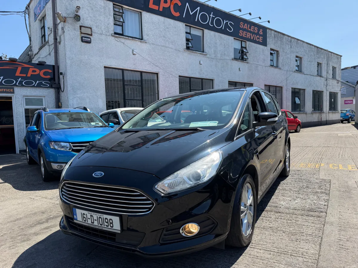 Ford S-Max 2016 Low Mileage - Image 2