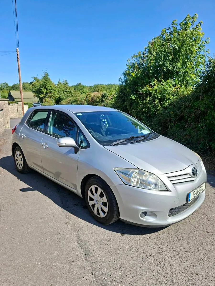 TOYOTA AURIS 2012 1.4 DIESEL ONLY 200KM - Image 1