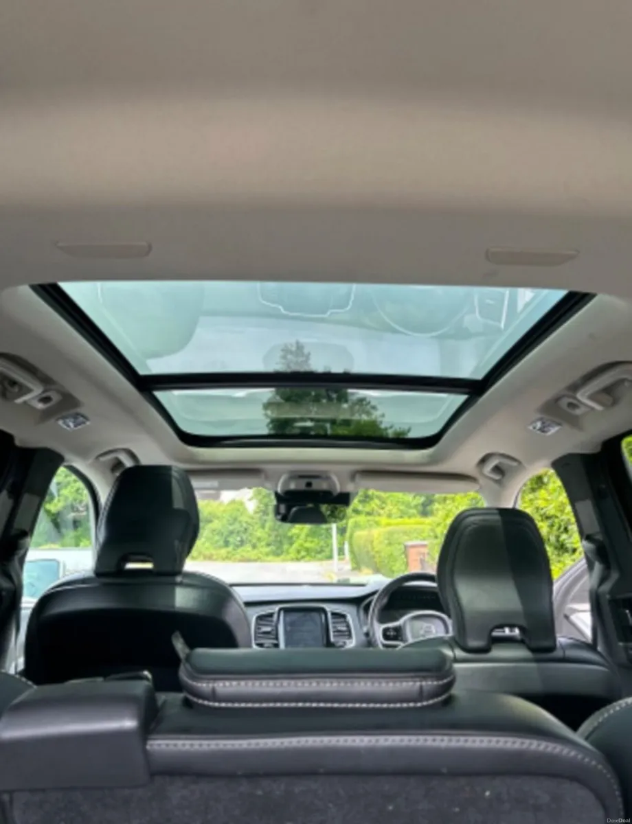 2019 (191) Volvo XC90 2.0 T8 MOMENTUM PRO AWD 5 5D - Image 4
