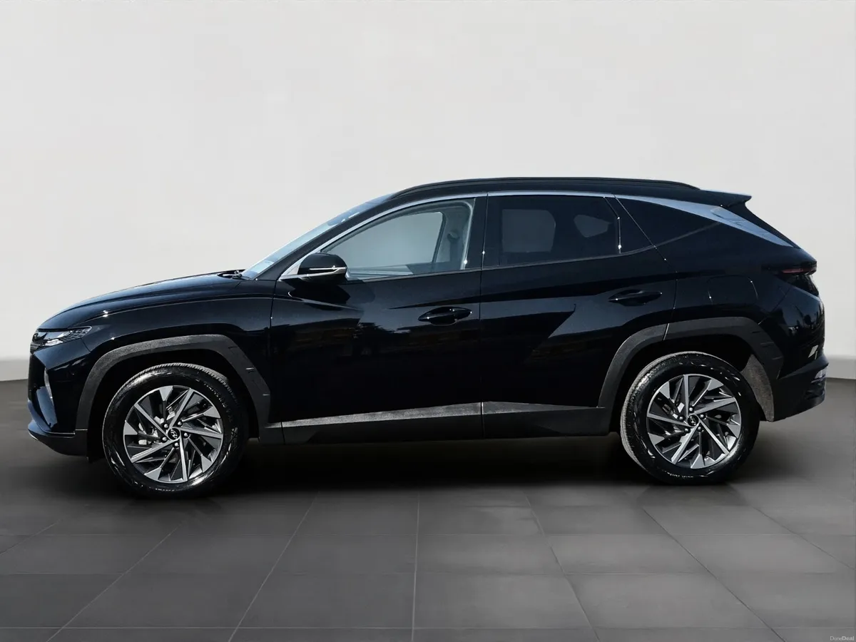 Hyundai Tucson  Executive Plus - Image 4