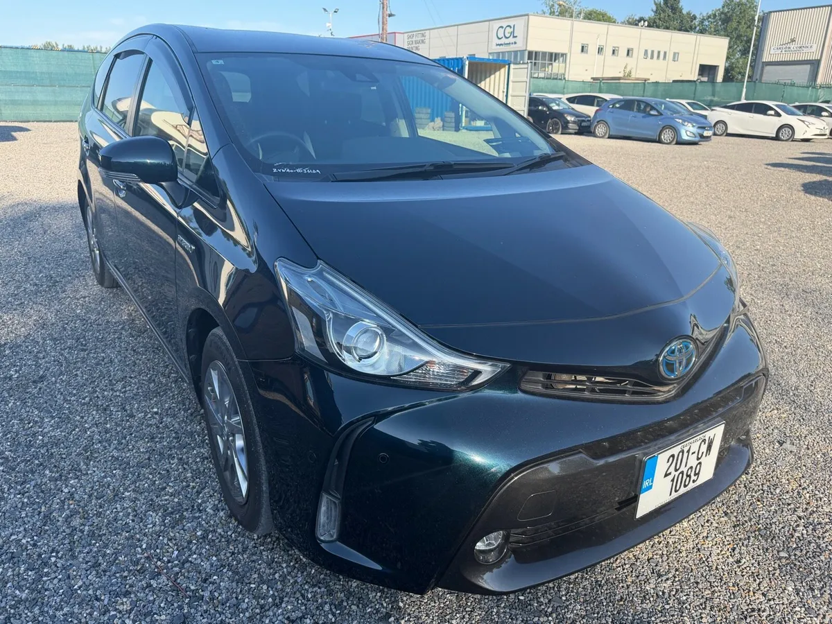 Toyota Prius alpha 7 seater 2020 - Image 1